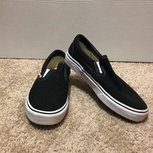 Black Vans Slip-On